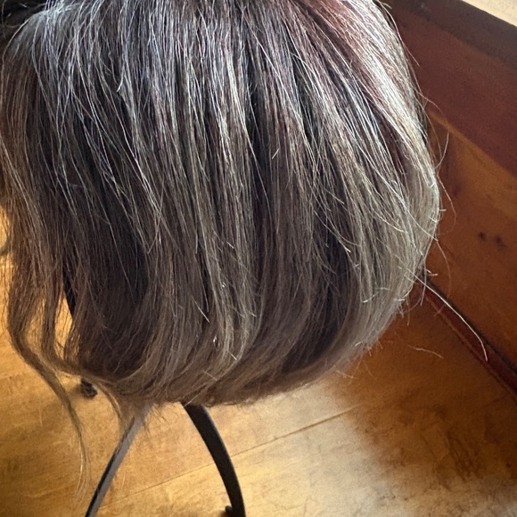 Wig - Rene of Paris - Rae - Picture 4 of 12